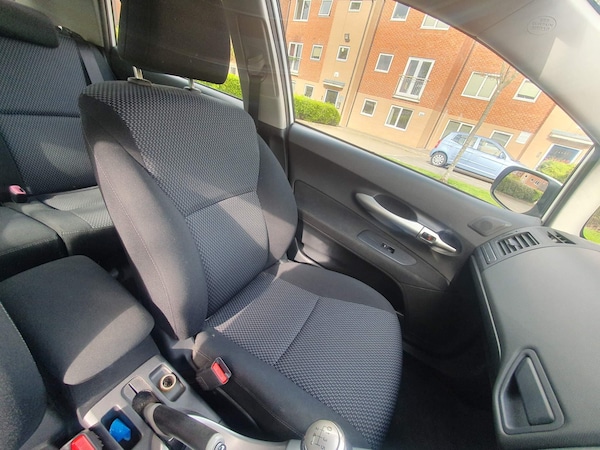 Used Toyota Auris 2010 for sale - 76251289: Photo 18