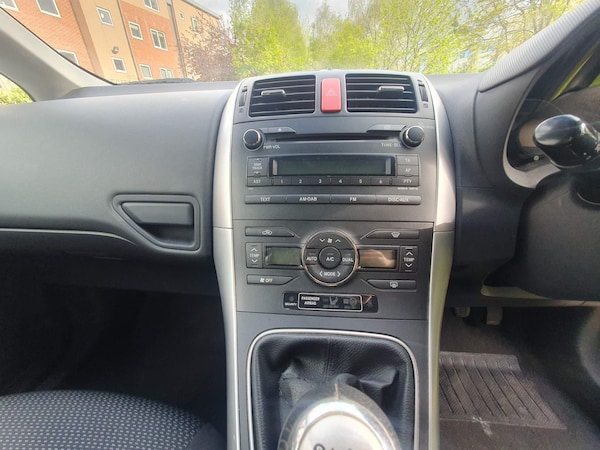 Used Toyota Auris 2010 for sale - 76251289: Photo 20