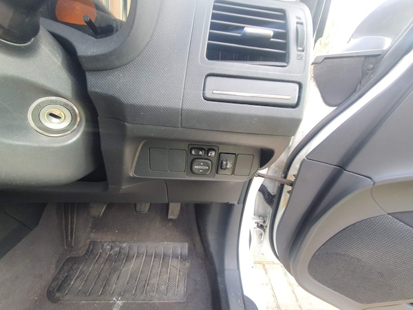 Used Toyota Auris 2010 for sale - 76251289: Photo 22