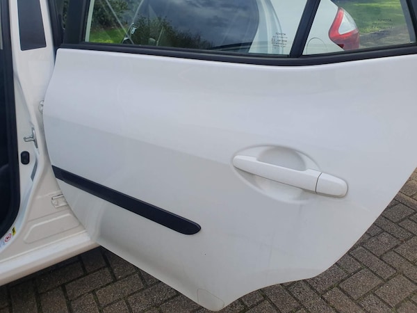 Used Toyota Auris 2010 for sale - 76251289: Photo 33