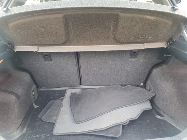 Used Toyota Auris 2010 for sale - 76251289: Photo 40