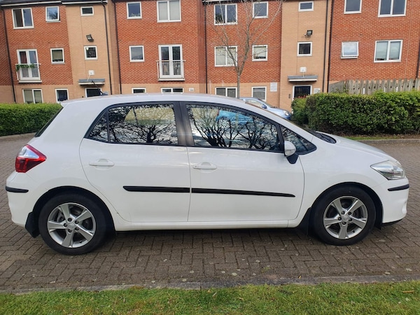 Used Toyota Auris 2010 for sale - 76251289: Photo 5