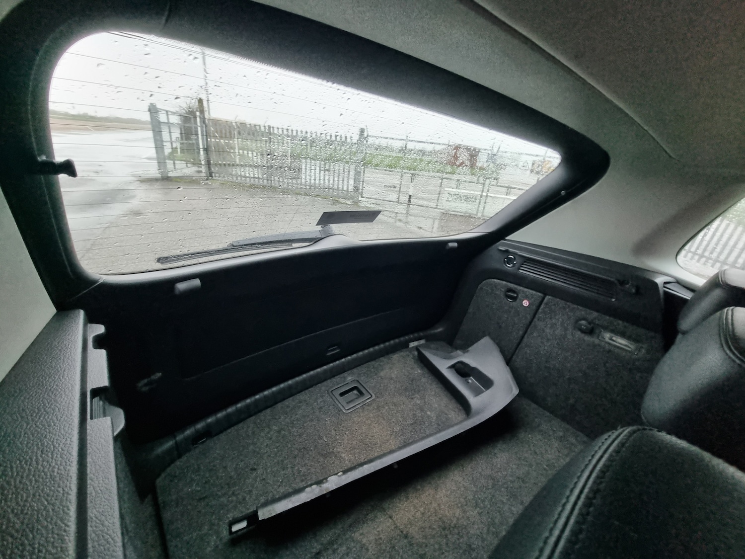 Used Volkswagen Tiguan 2010 for sale - 77326397: Photo 12