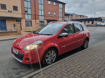 Used Renault Clio 2011 for sale - 75857330: Photo
