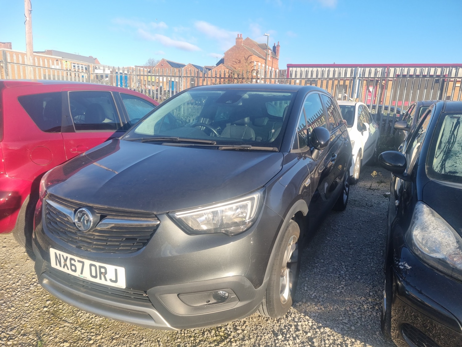 Used Vauxhall Crossland X 2017 for sale - 77094678: Photo 2