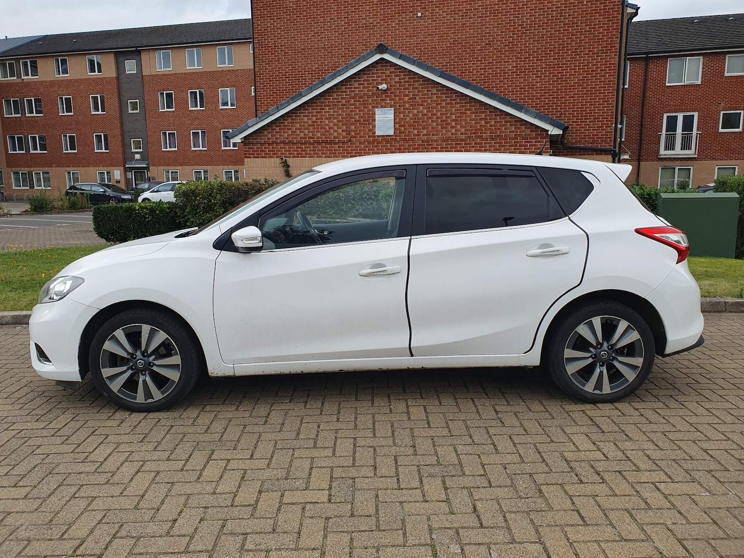 Used Nissan Pulsar 2014 for sale - 75858254: Photo 6
