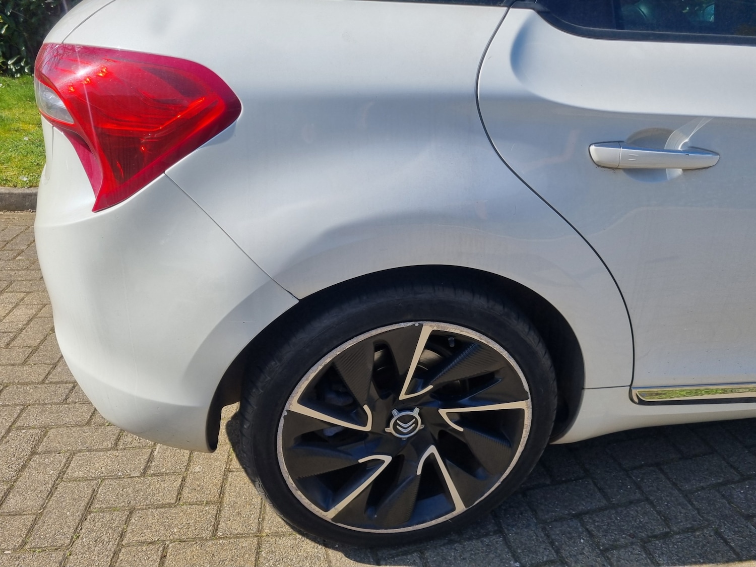 Used Citroen DS5 2012 for sale - 76577497: Photo 10