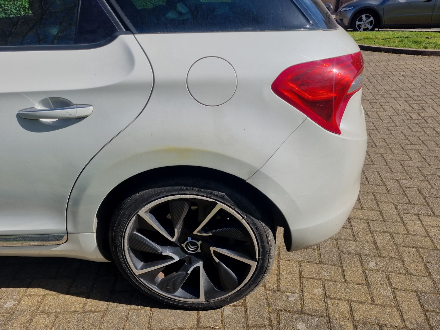 Used Citroen DS5 2012 for sale - 76577497: Photo 15