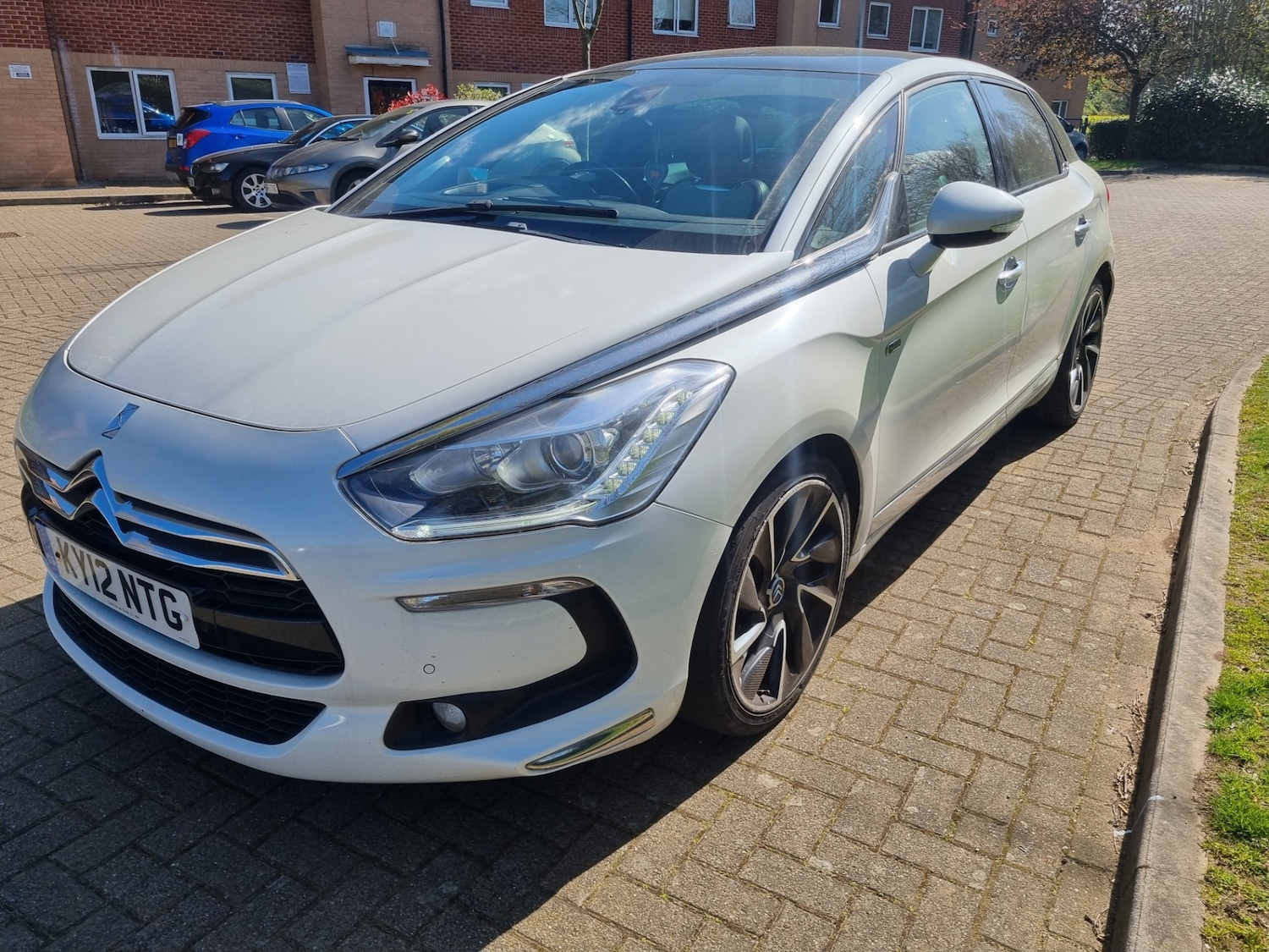 Used Citroen DS5 2012 for sale - 76577497: Photo 23