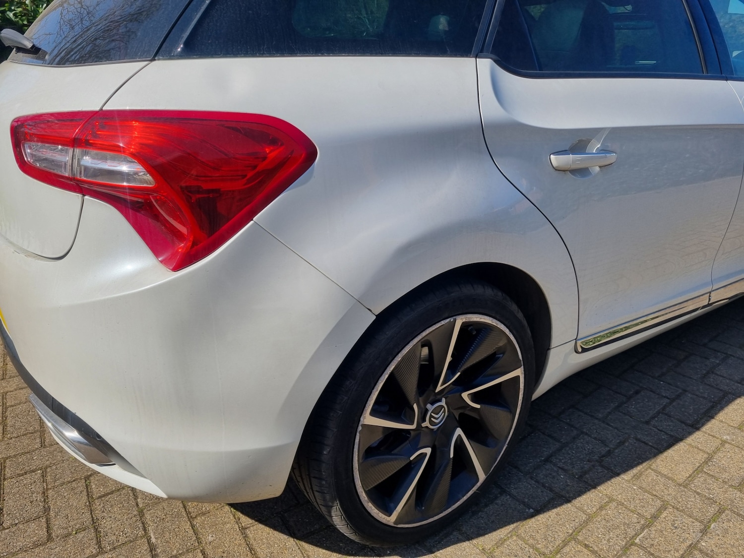 Used Citroen DS5 2012 for sale - 76577497: Photo 9