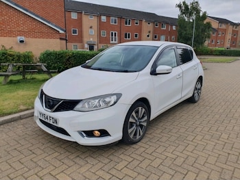 Used Nissan Pulsar 2014 for sale - 76577372: Photo
