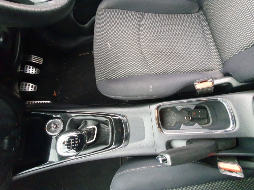 Used Nissan Pulsar 2014 for sale - 76577372: Photo 8