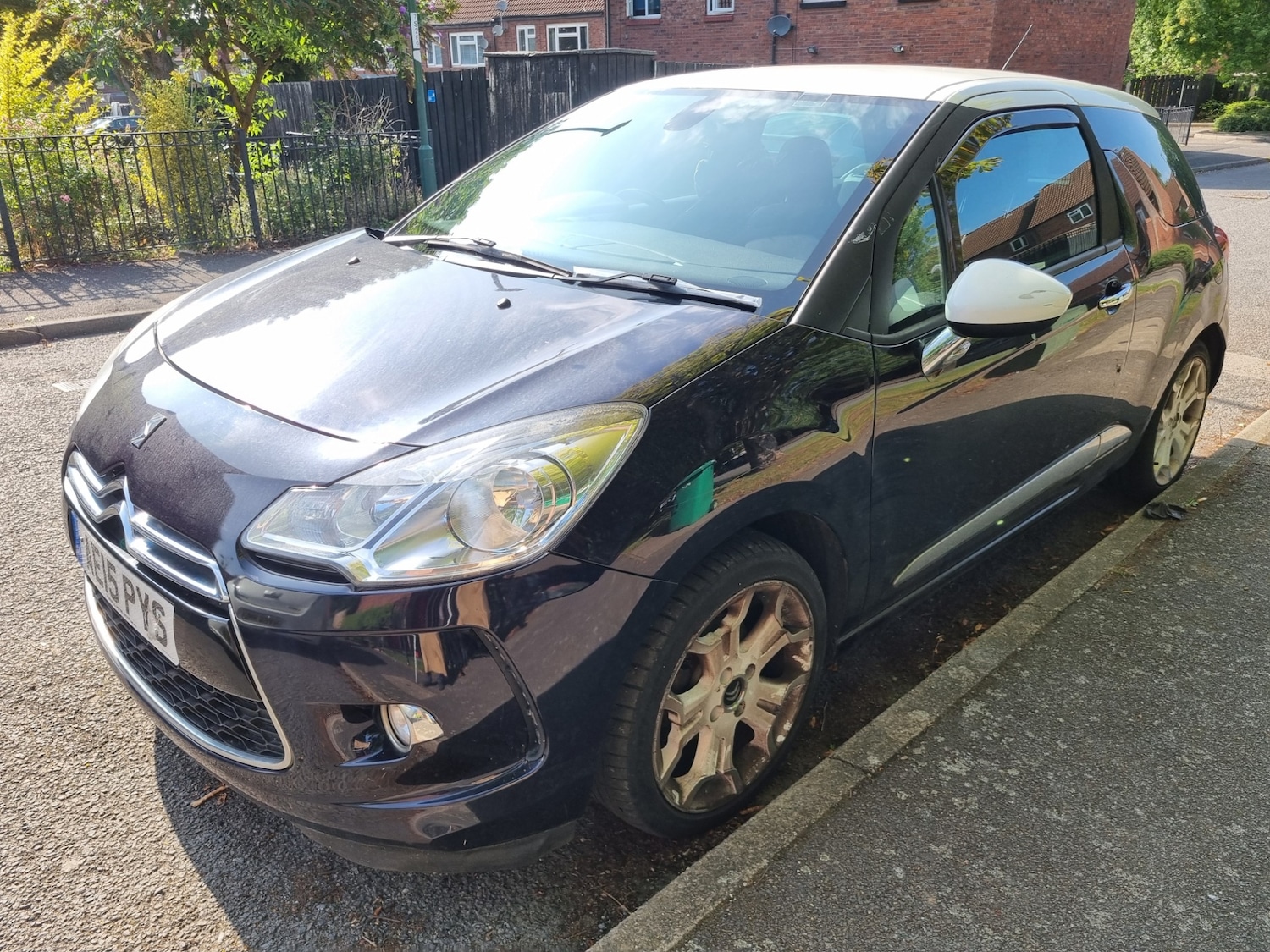 Used Citroen DS3 2015 for sale - 76577526: Photo 1