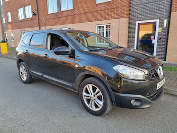 Nissan - Qashqai+2