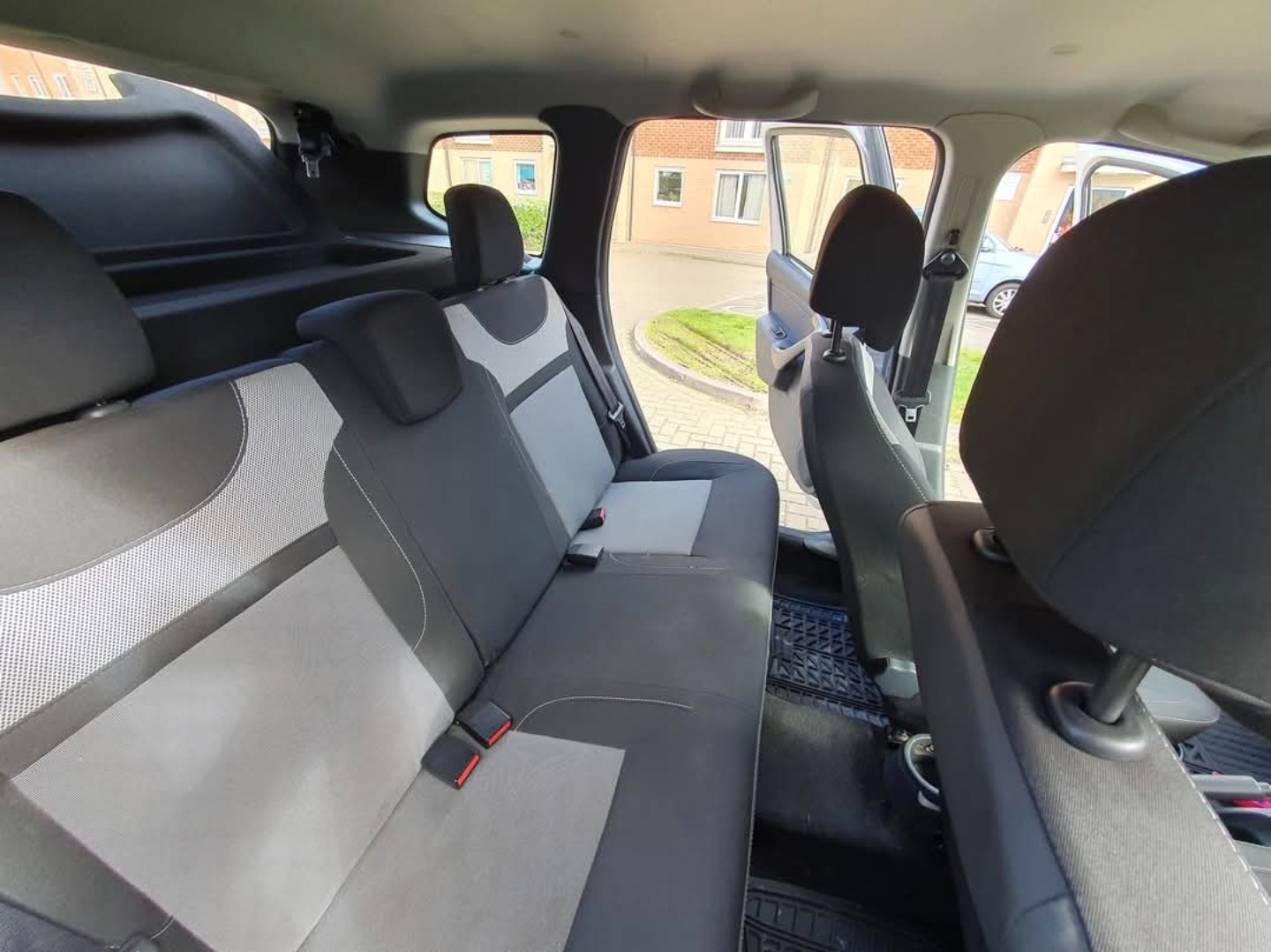 Used Dacia Duster 2018 for sale - 76593381: Photo 16