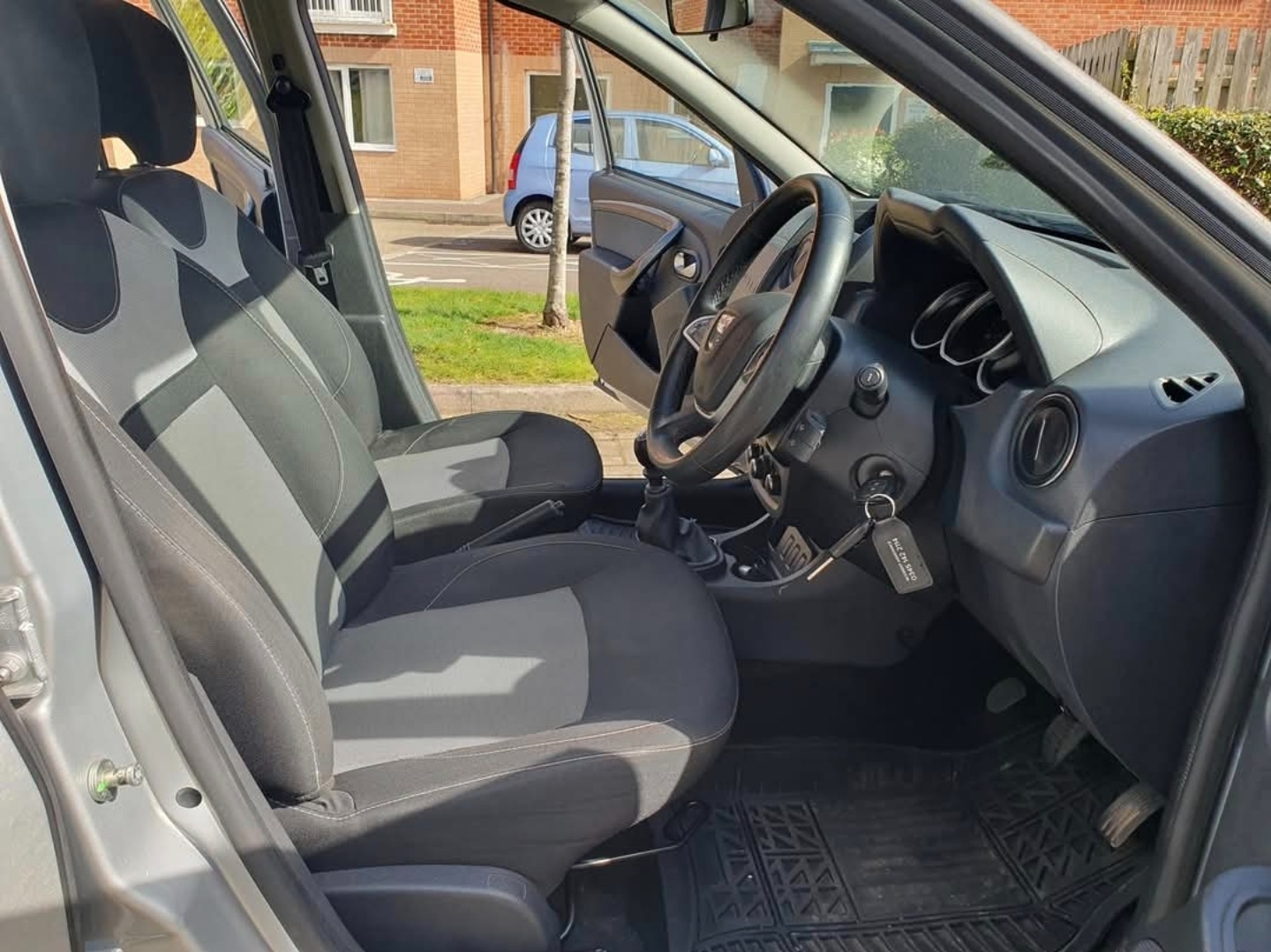 Used Dacia Duster 2018 for sale - 76593381: Photo 47