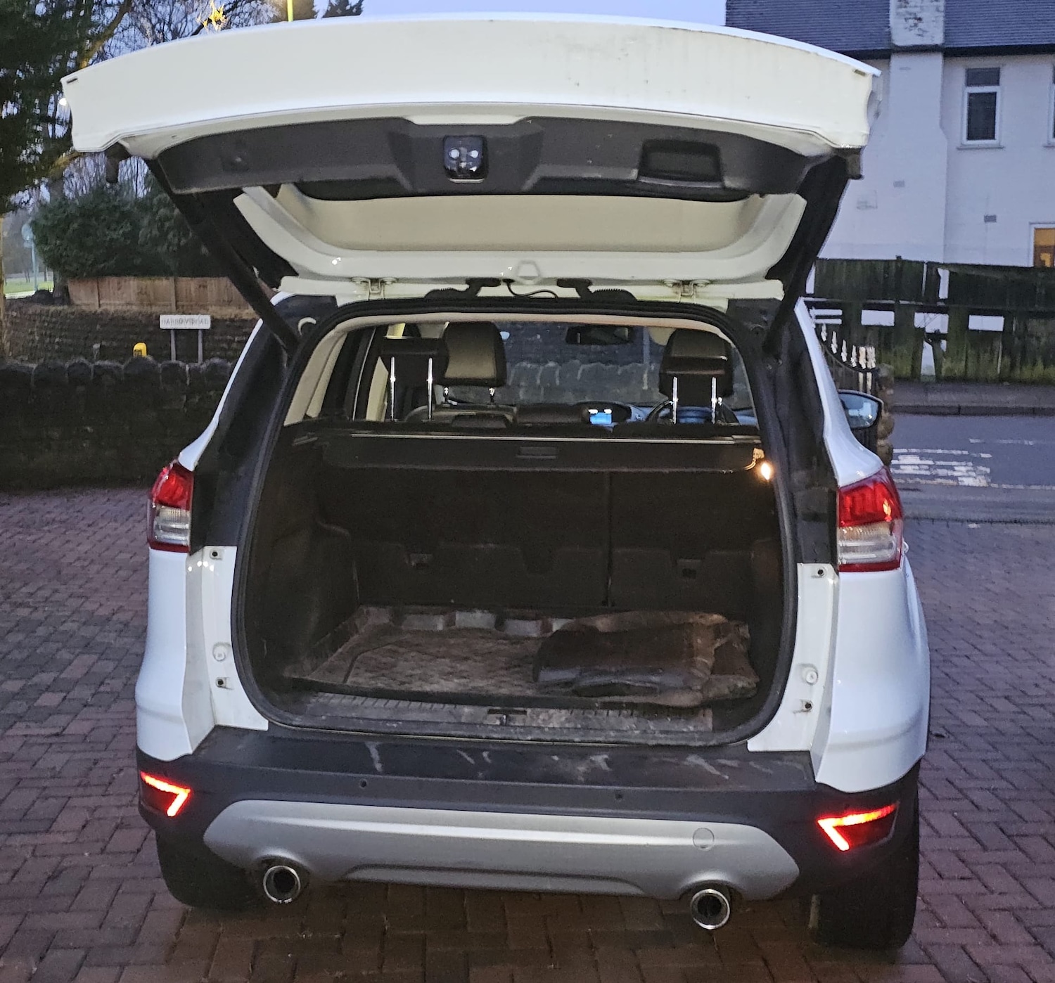 Used Ford Kuga 2014 for sale - 77241373: Photo 11