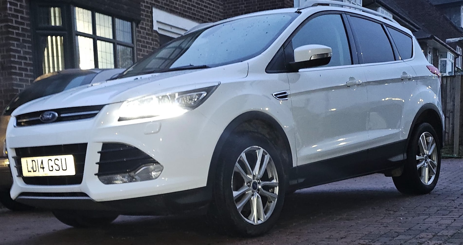 Used Ford Kuga 2014 for sale - 77241373: Photo 2