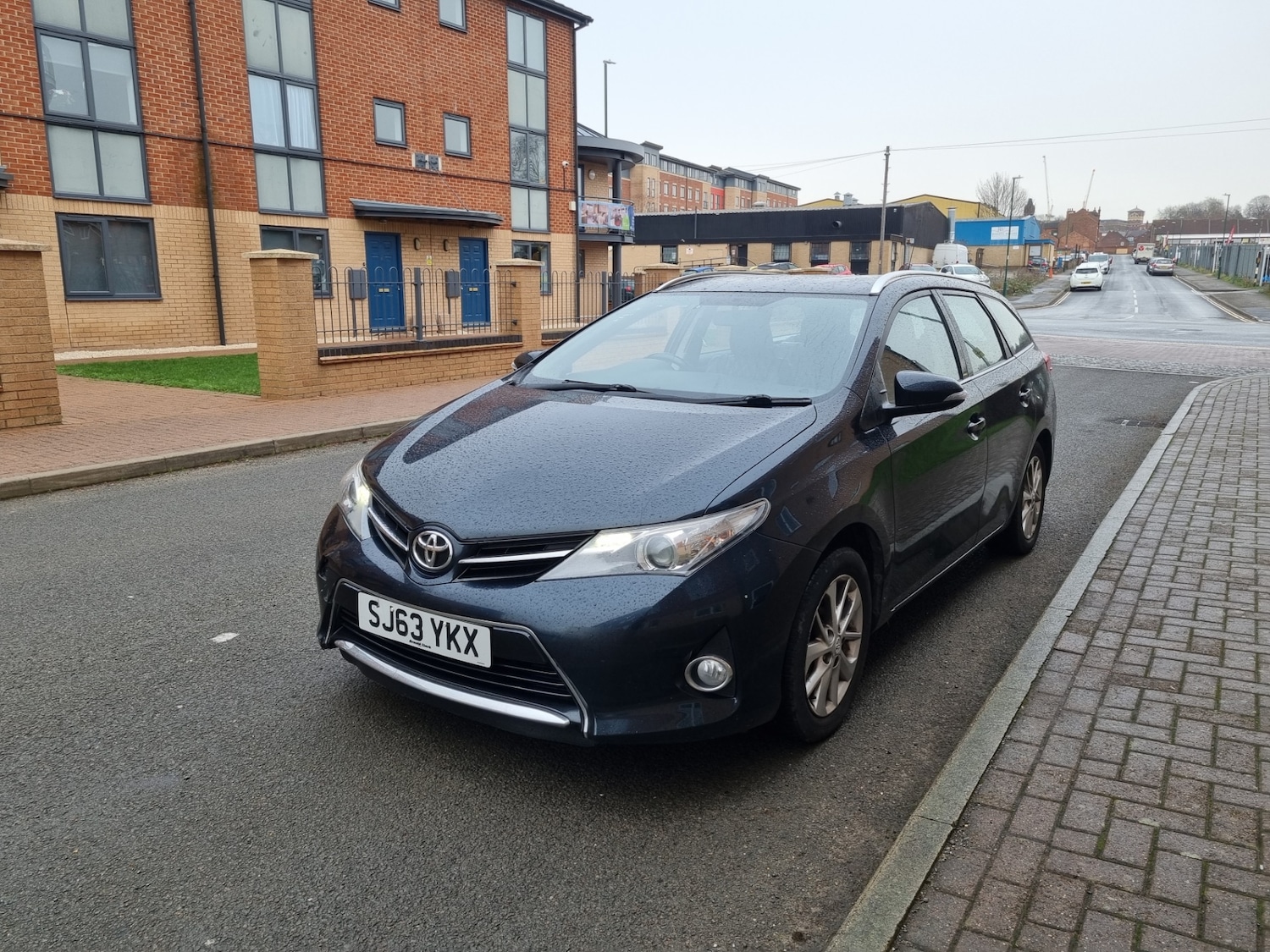 Used Toyota Auris 2013 for sale - 76579772: Photo 3