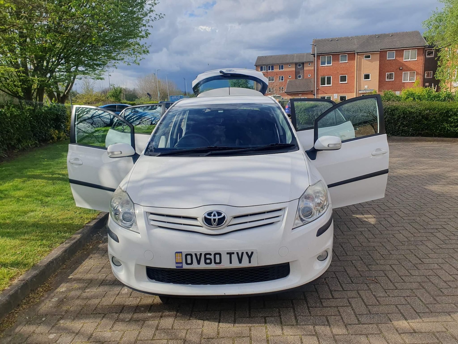 Vehicle 27