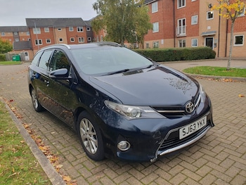 2013 (63) - 1.6 V-Matic Icon 5dr