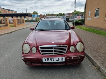 Used Mercedes-Benz E-Class 2001 for sale - 75857542: Photo