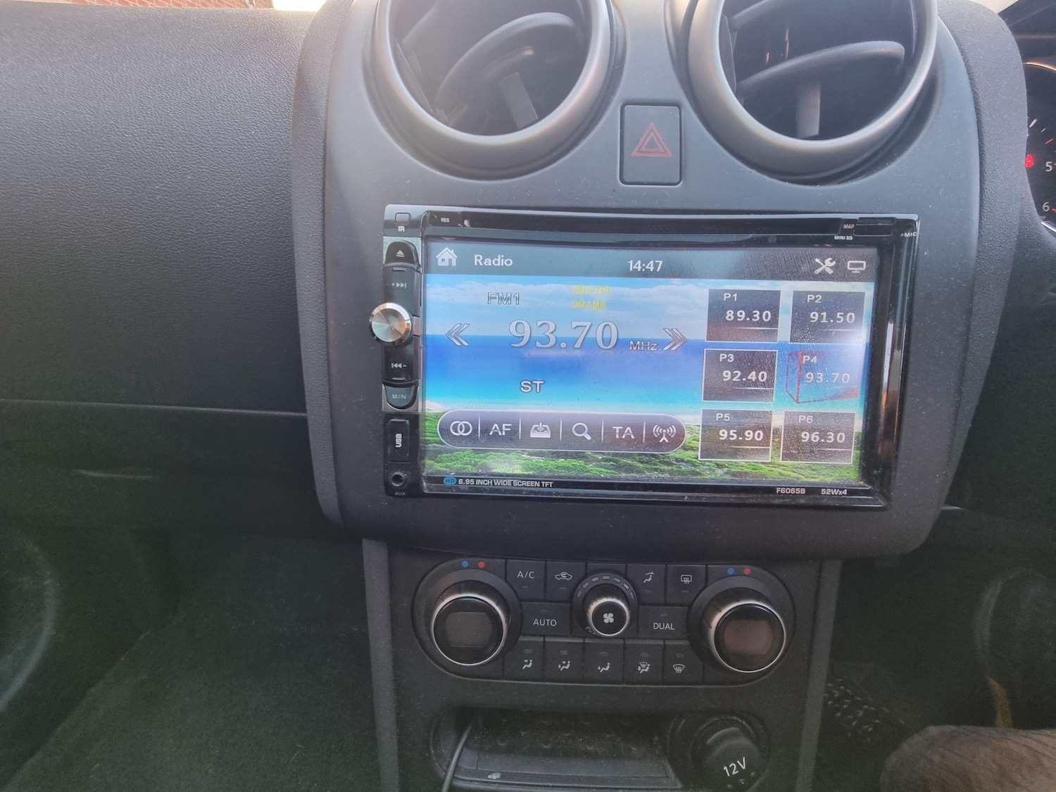 Vehicle 28