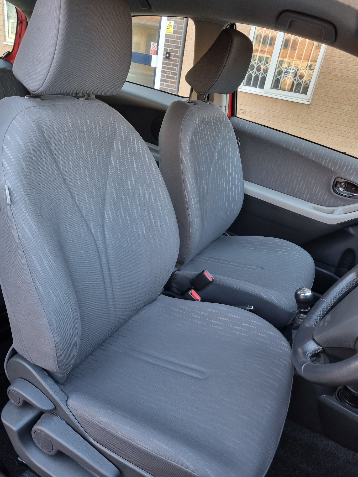 Used Toyota Yaris 2009 for sale - 76481508: Photo 27