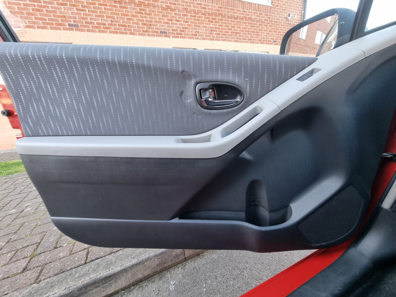 Used Toyota Yaris 2009 for sale - 76481508: Photo 43