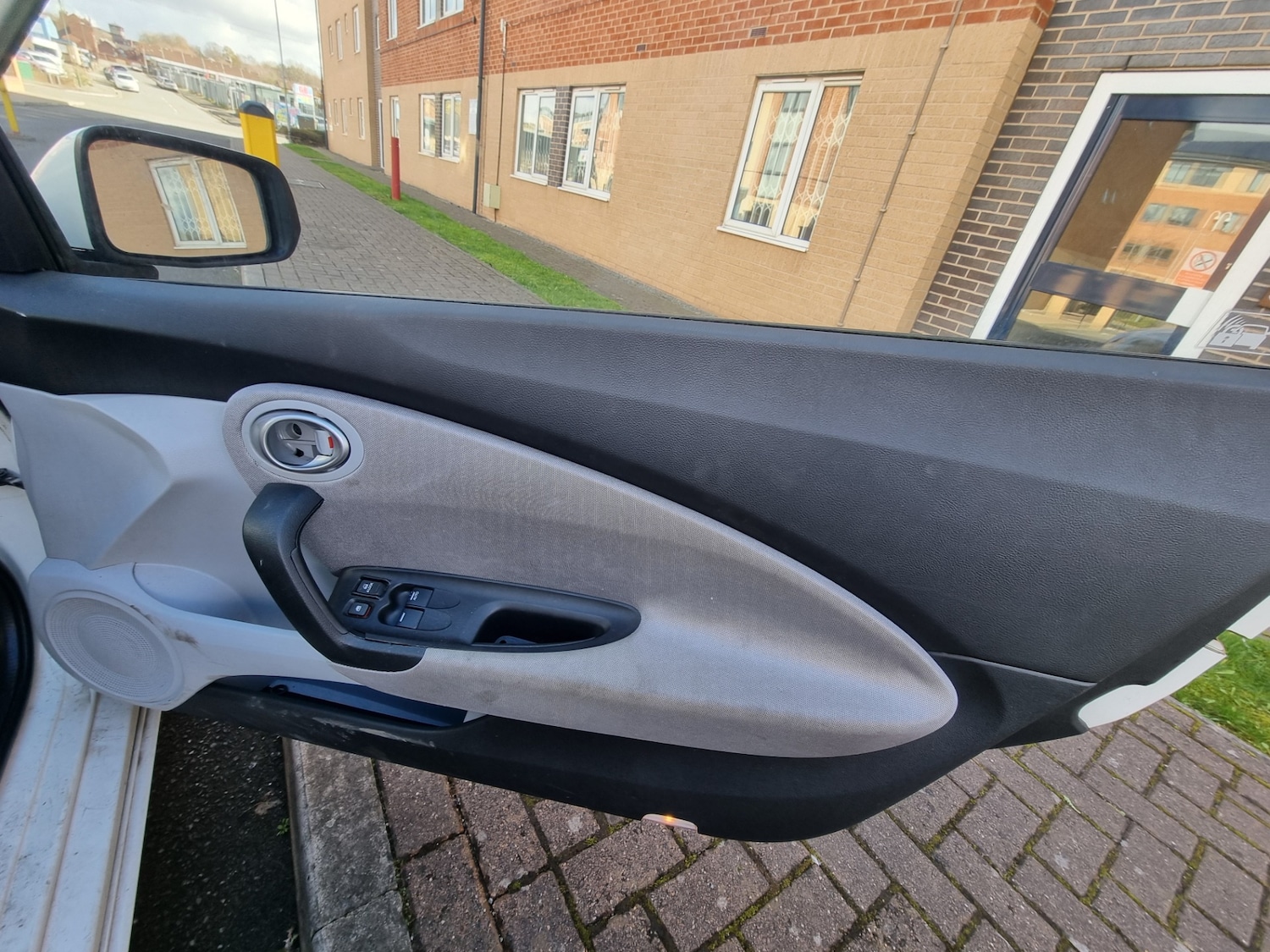 Used Honda CR-Z 2011 for sale - 76578225: Photo 17