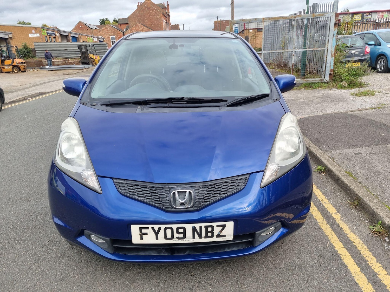 Used Honda Jazz 2009 for sale - 76424170: Photo 2