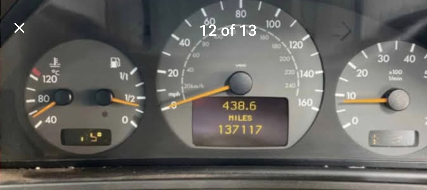 Used Mercedes-Benz E Class 2001 for sale - 76577748: Photo 11