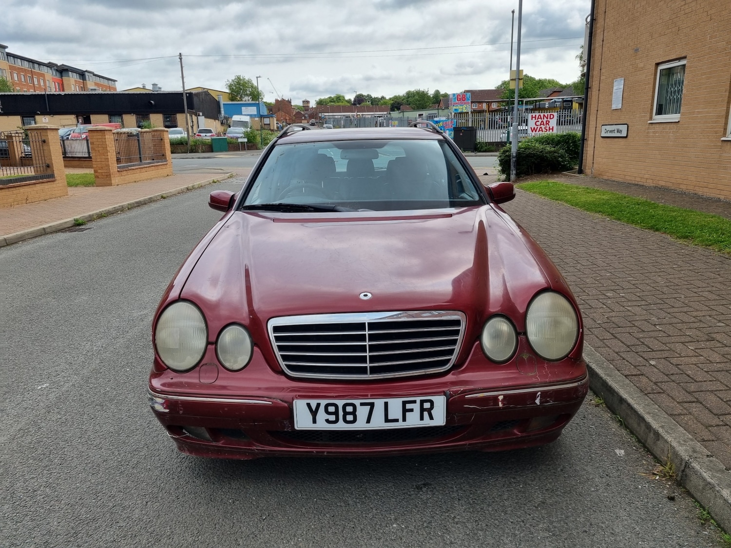 Used Mercedes-Benz E Class 2001 for sale - 76577748: Photo 8