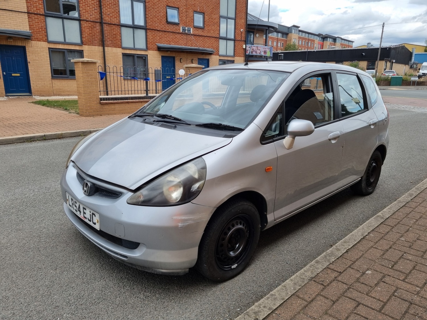 Used Honda Jazz 2004 for sale - 76577513: Photo 3