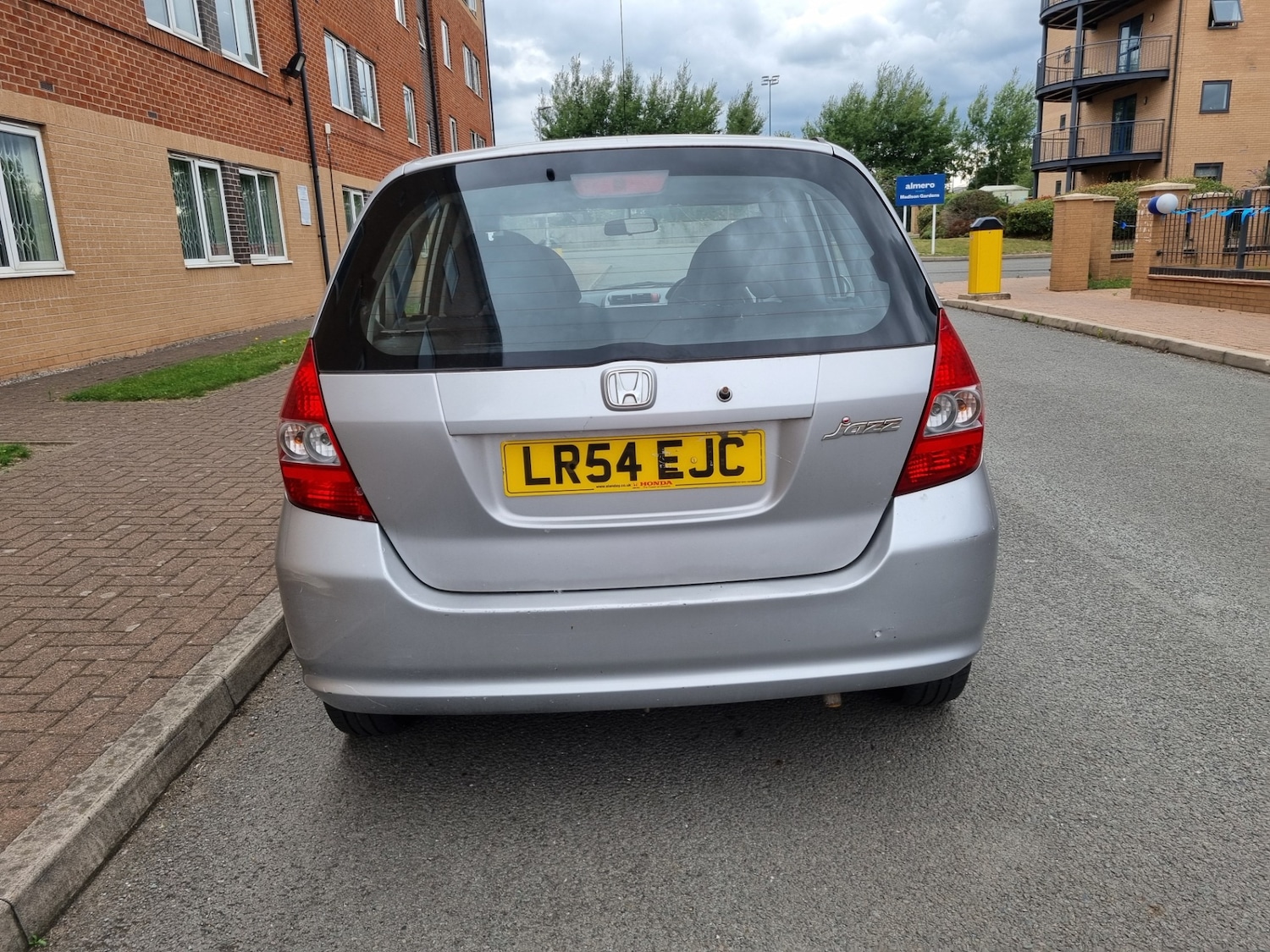 Used Honda Jazz 2004 for sale - 76577513: Photo 6