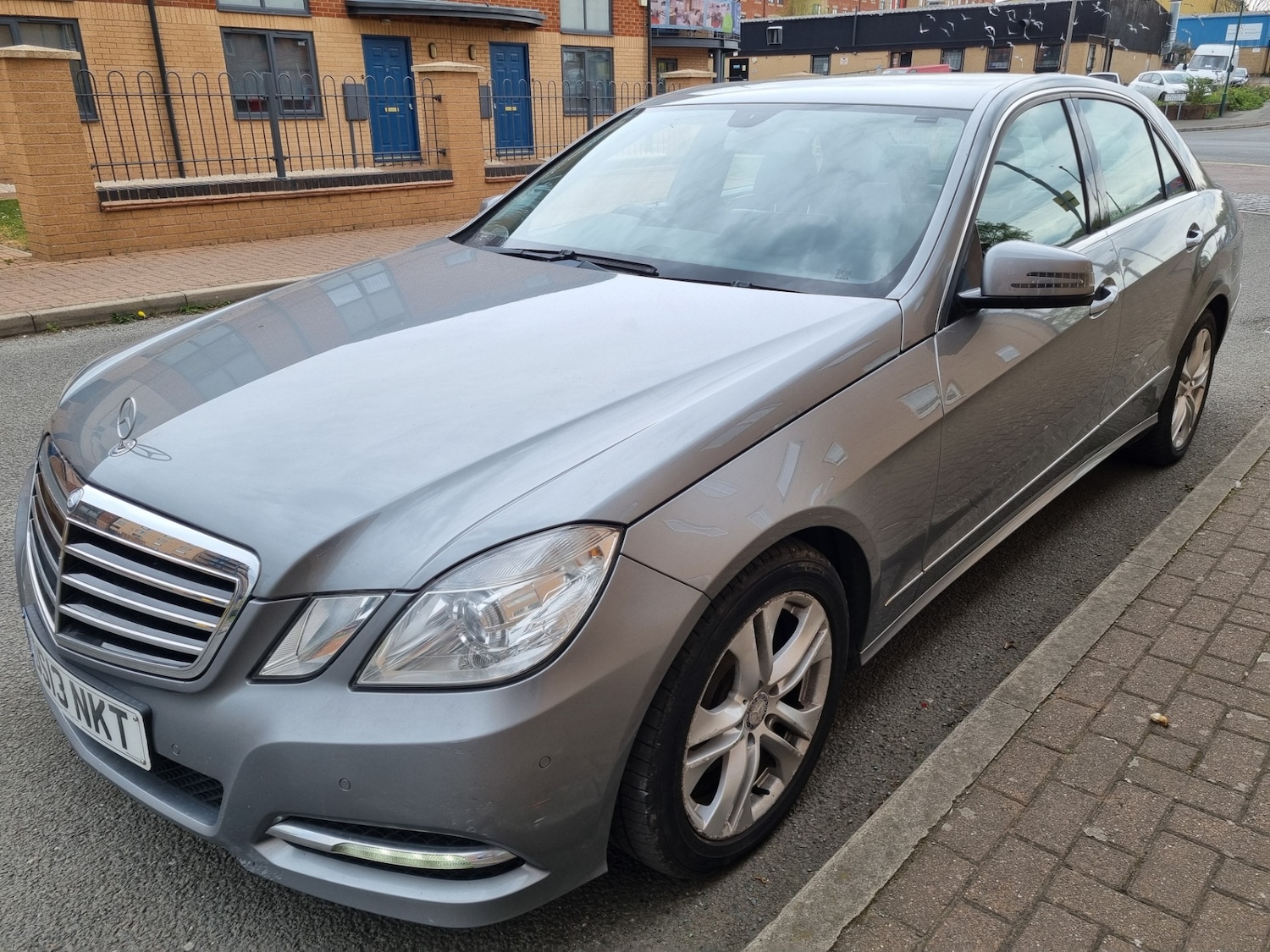 Used Mercedes-Benz E Class 2013 for sale - 76577397: Photo 3