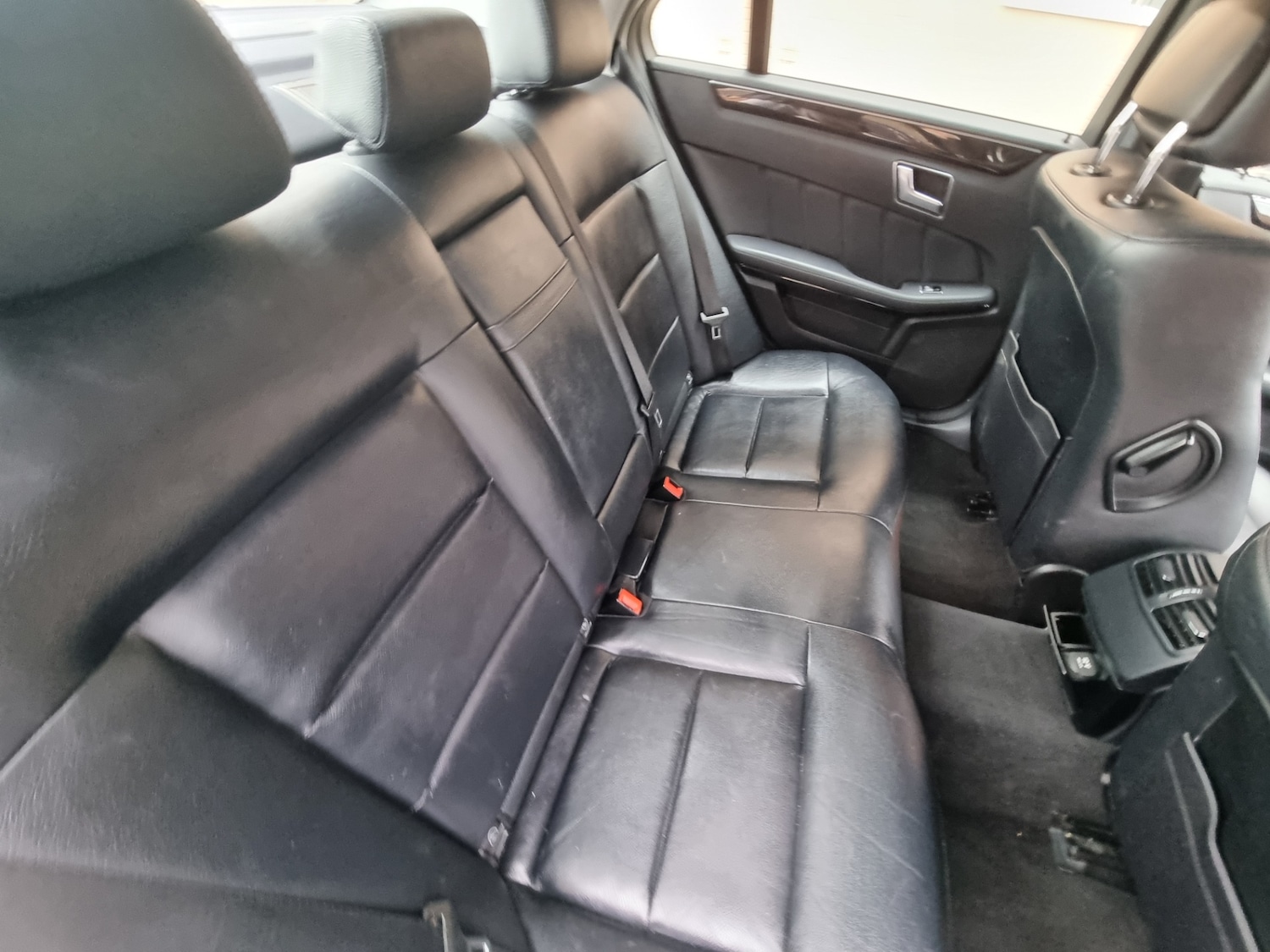 Used Mercedes-Benz E Class 2013 for sale - 76577397: Photo 42