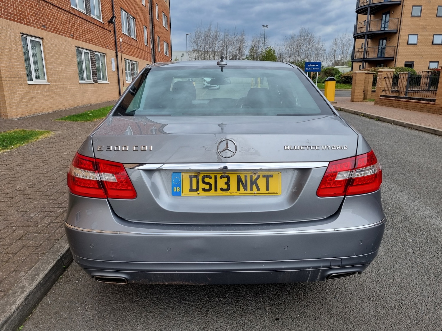 Used Mercedes-Benz E Class 2013 for sale - 76577397: Photo 5