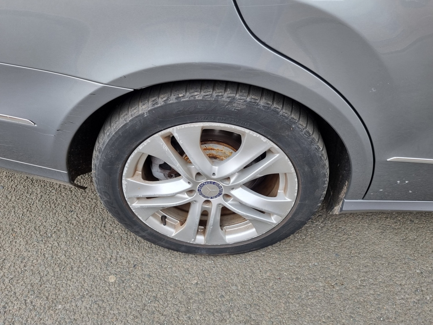 Used Mercedes-Benz E Class 2013 for sale - 76577397: Photo 9