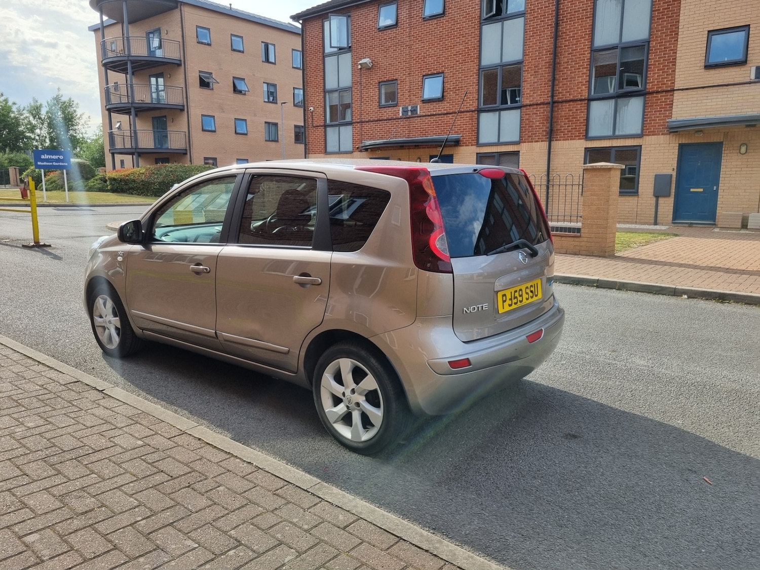 Used Nissan Note 2010 for sale - 76577735: Photo 5