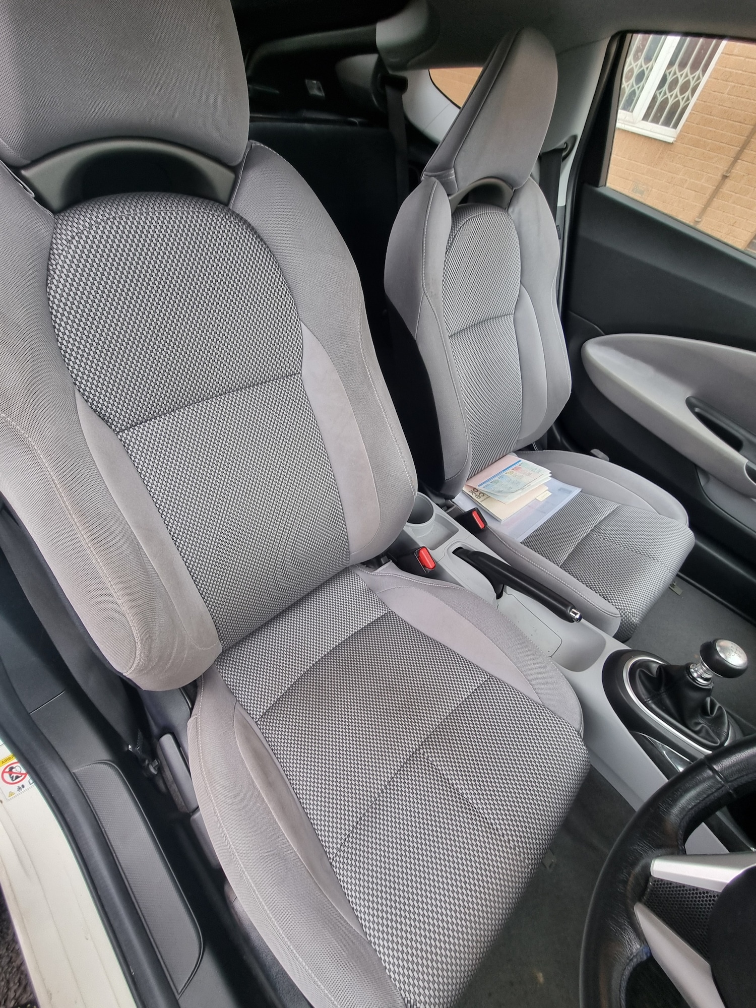 Used Honda CR-Z 2011 for sale - 76578246: Photo 29