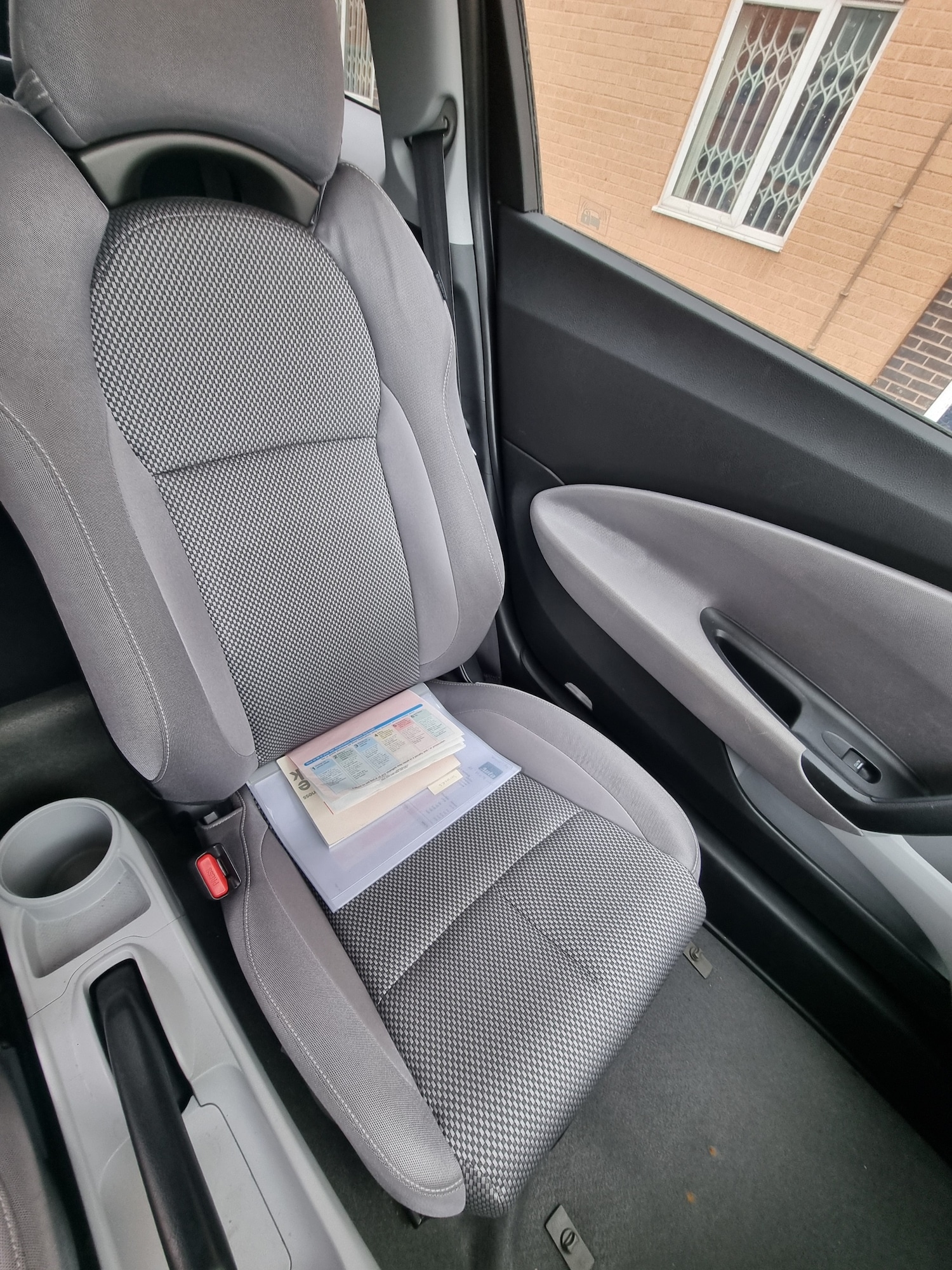 Used Honda CR-Z 2011 for sale - 76578246: Photo 37