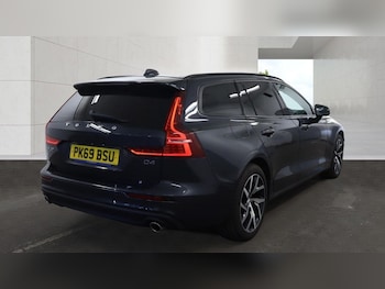 Used Volvo V60 2019 for sale - 79276206: Photo