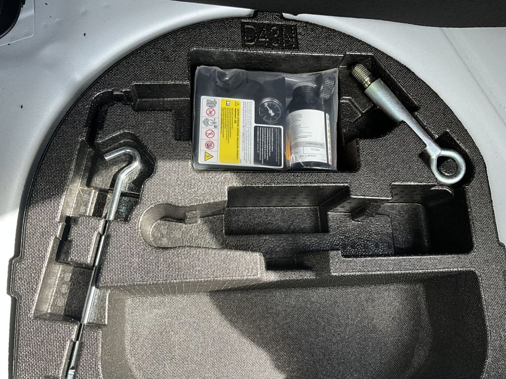 Used Mazda Mazda2 2023 for sale - 78219302: Photo 25