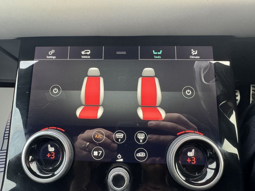 Used Land Rover Range Rover Evoque 2019 for sale - 77546832: Photo 31