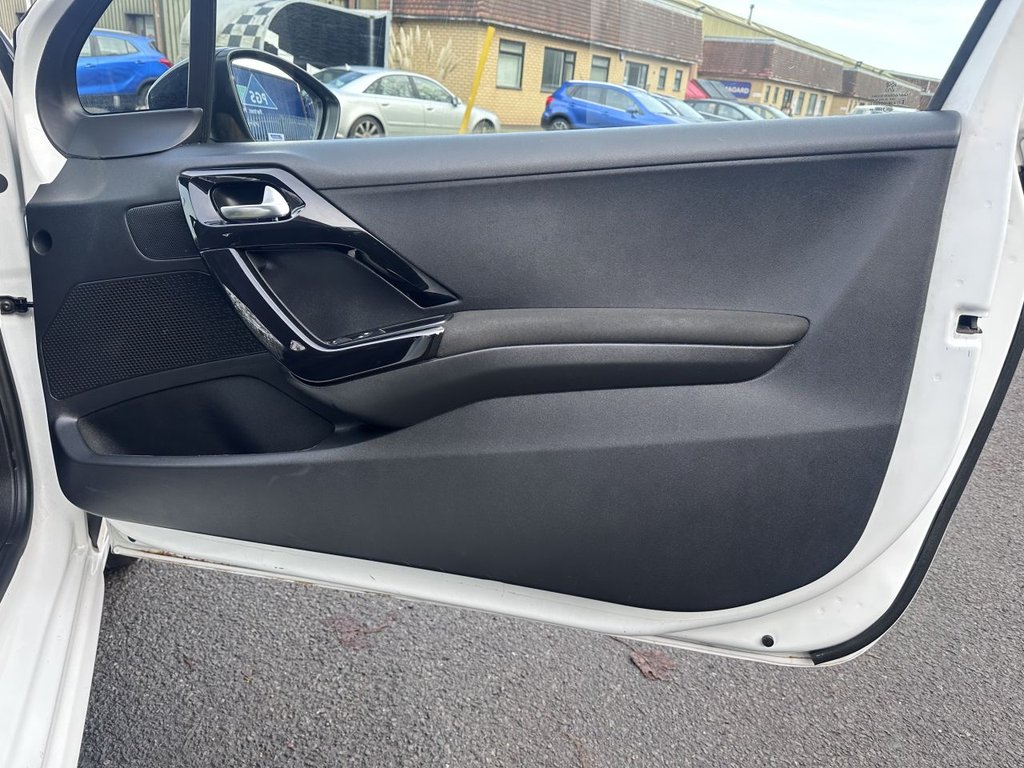 Used Peugeot 208 2017 for sale - 77009662: Photo 18