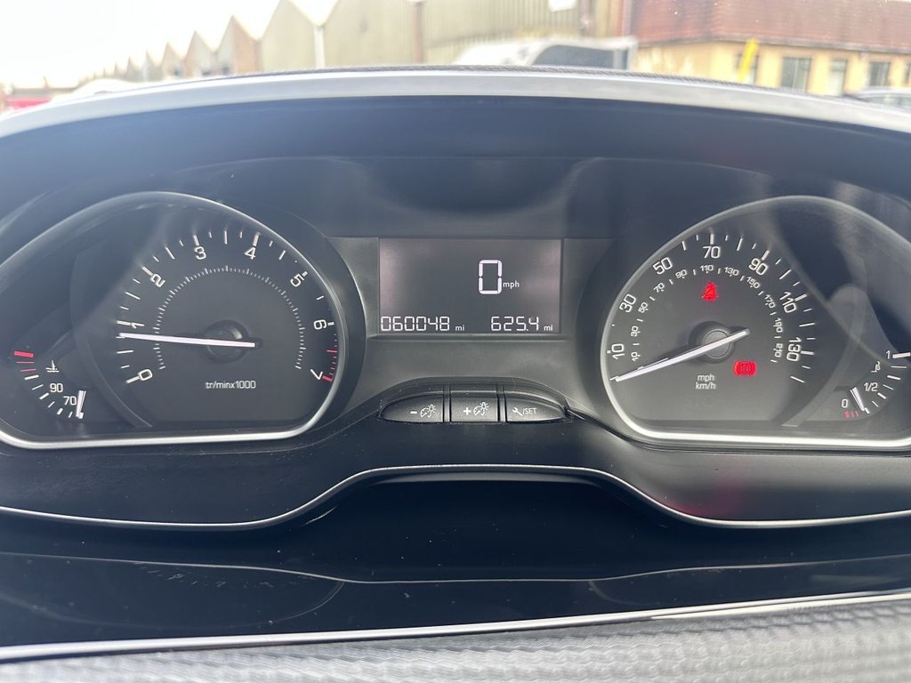 Used Peugeot 208 2017 for sale - 77009662: Photo 27