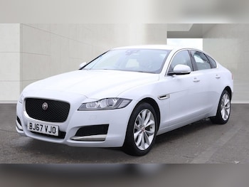 Used Jaguar XF 2017 for sale - 79385447: Photo