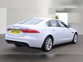 Used Jaguar XF 2017 for sale - 79385447: Photo
