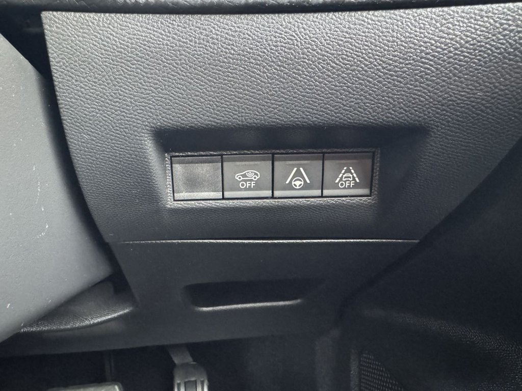 Used Peugeot 2008 2021 for sale - 77009774: Photo 32